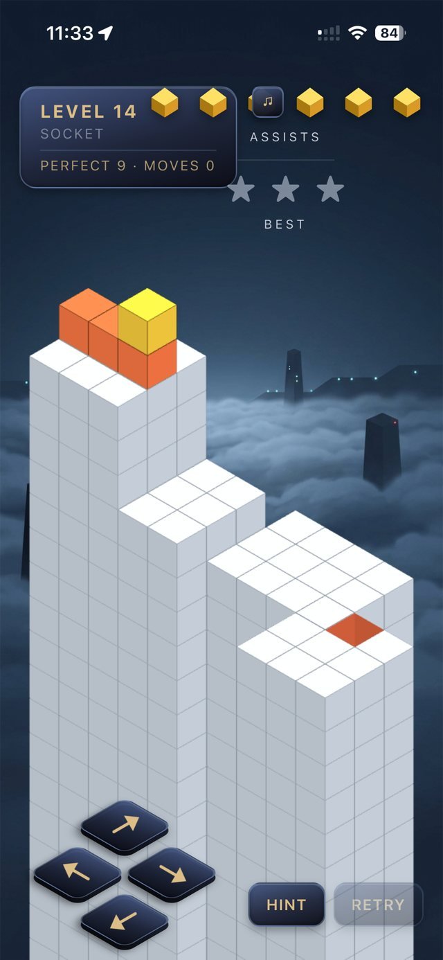 Tumbloid level 14, Socket, with the orange and gold form on a white tower